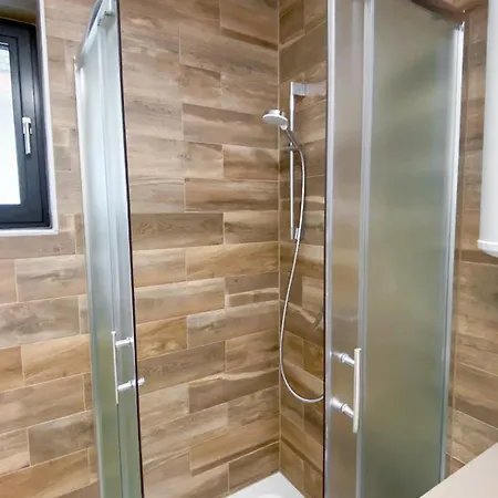 Riverfront Lejlighed Bešeňová