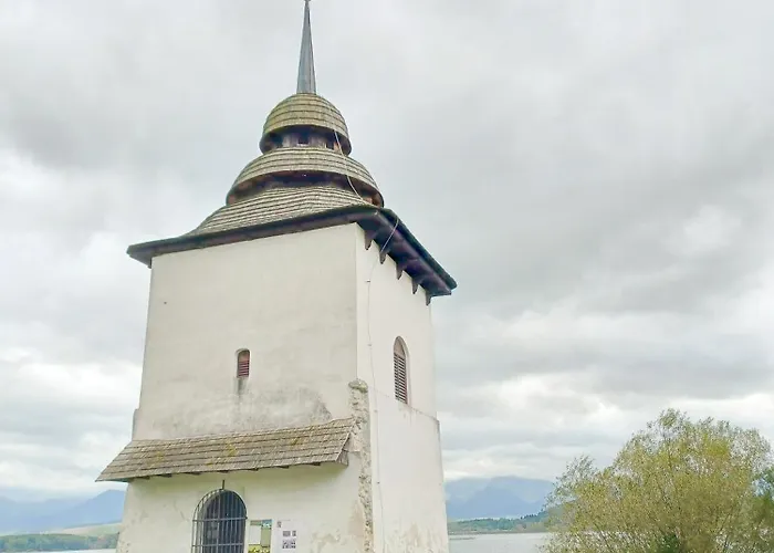 Riverfront Apartmán